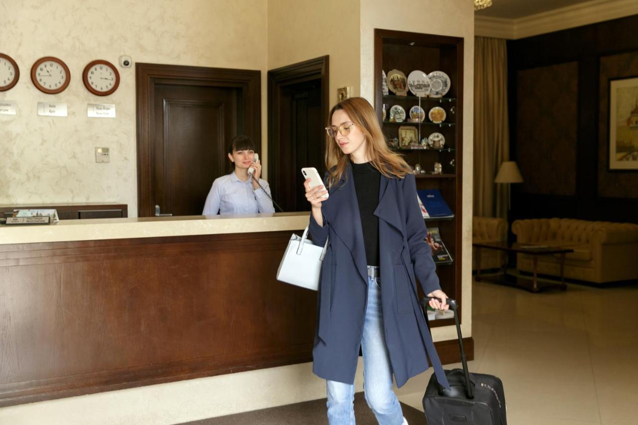 Taurus Hotel & Spa Lviv Exterior photo